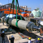 発電機ローター　吊り上げ